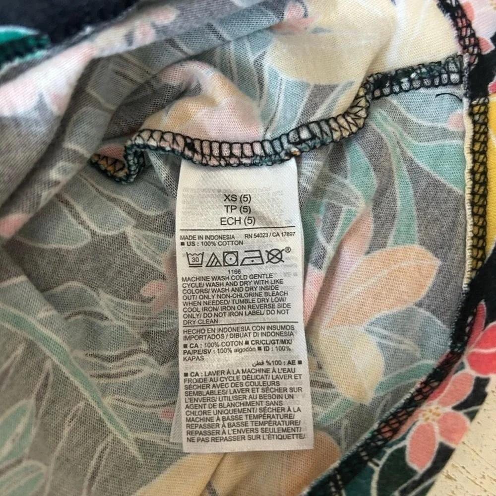Old Navy Girls XS/ (Size 5) One-Piece Romper – Black with Bright Floral Print